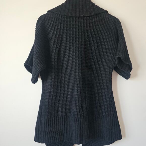 Banana Republic Short Sleeve Knit Cape Sweater Size M - Picture 4 of 8
